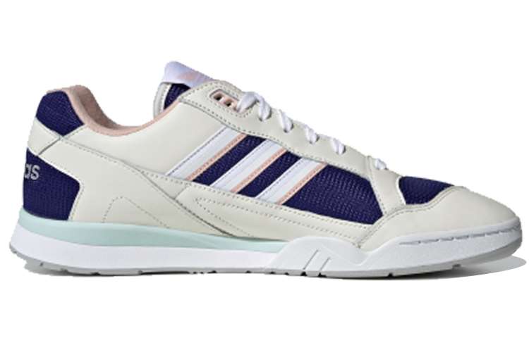 Adidas Originals A.R.TRAINER