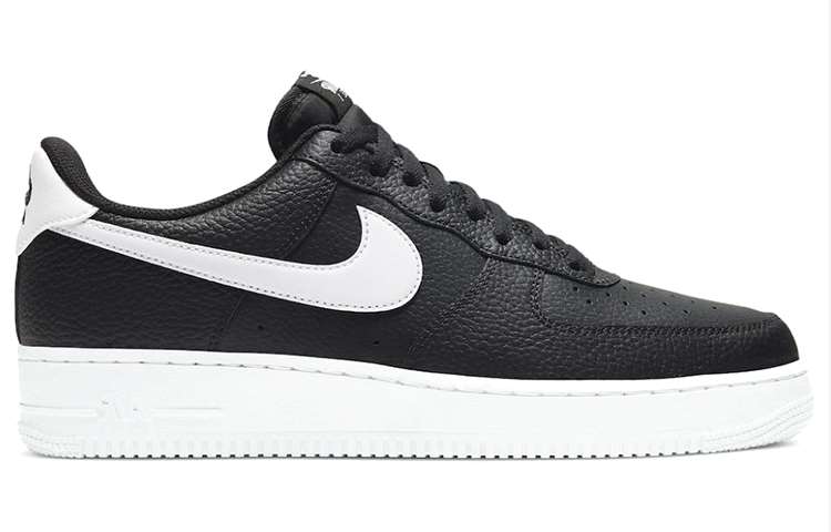 Nike Air Force 1 "Black And White"