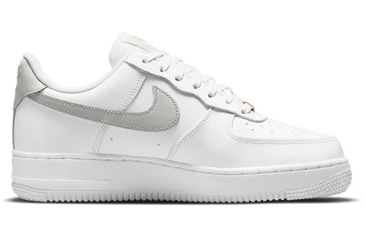 Nike Air Force 1 Low 07 Essential