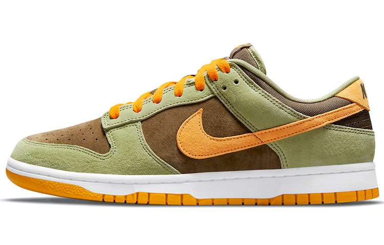 Nike Dunk Low "Dusty Olive"